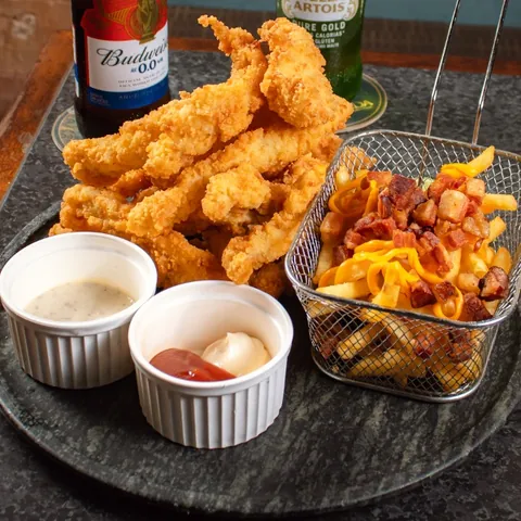 Isca de Frango com Batata Cheddar e Bacon